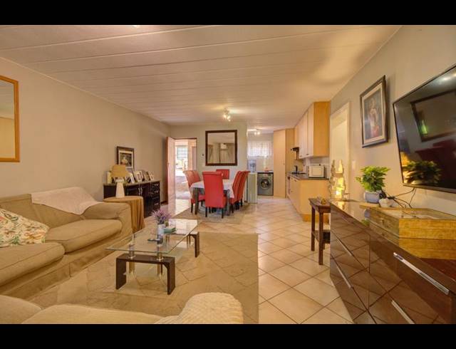 2 BEDROOM APARTMENT FOR SALE IN NORTH RIDING